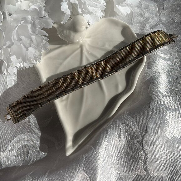 VINTAGE FLORAL ETCHED MESH BRACELET - Picture 6 of 7